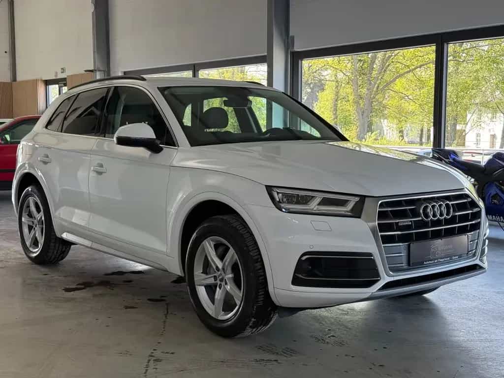 Audi Q5 40 TDI quattro sport Matrix/Kam/SHZ/Navi/AHK 11/2020-photo-1
