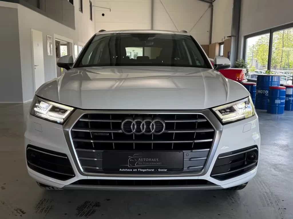 Audi Q5 40 TDI quattro sport Matrix/Kam/SHZ/Navi/AHK 11/2020-photo-4