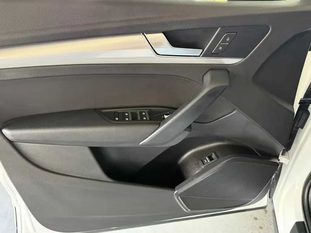 Audi Q5 40 TDI quattro sport Matrix/Kam/SHZ/Navi/AHK 11/2020-photo-8