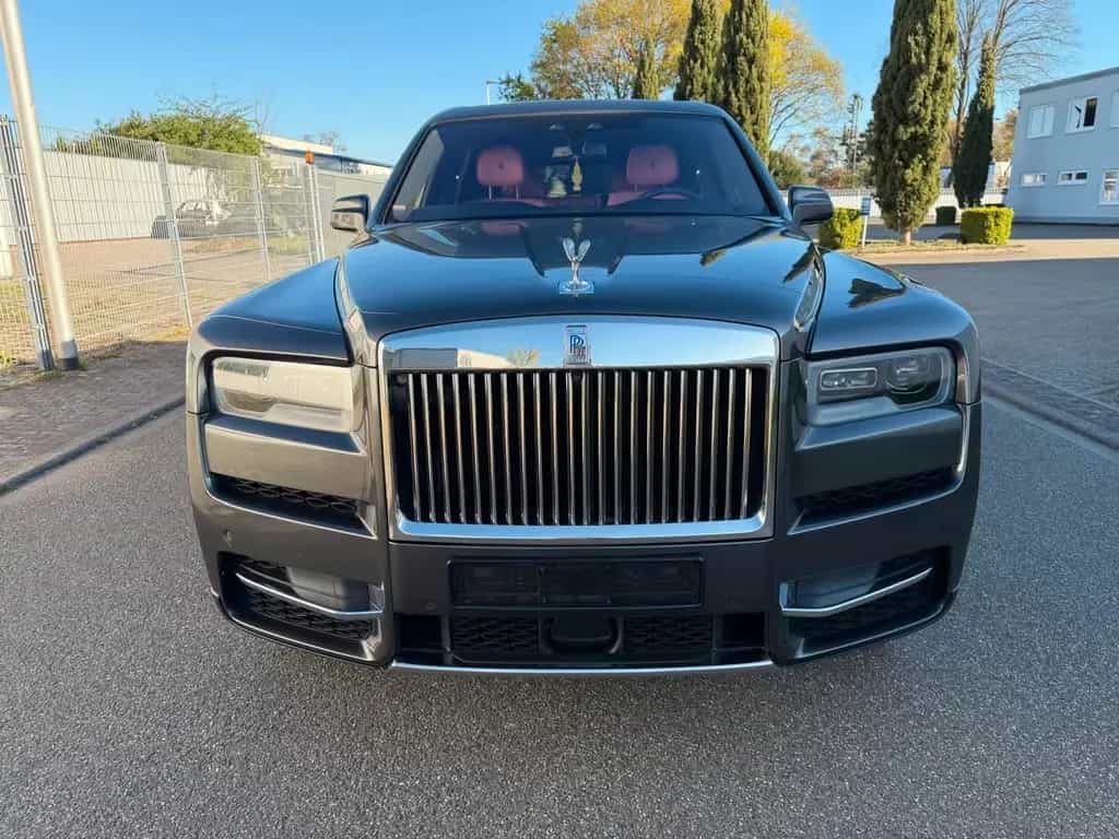 Rolls-Royce Cullinan Exlusive Pink-Interior Einzelstück 04/2023-photo-4