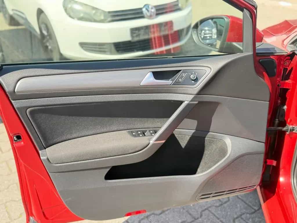 Volkswagen Golf VII Lim. Comfortline BMT*AUTOMATIK* 06/2014-photo-15