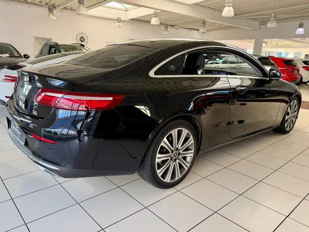 Mercedes-Benz E-Class 200 E Coupe Avantgarde/Leder/Navi/LED 06/2018-photo-3