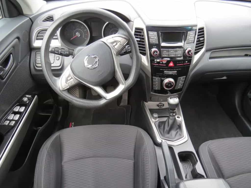 Ssangyong Tivoli 1.6 e-XGi 160 CRYSTAL 2WD 09/2017-photo-13