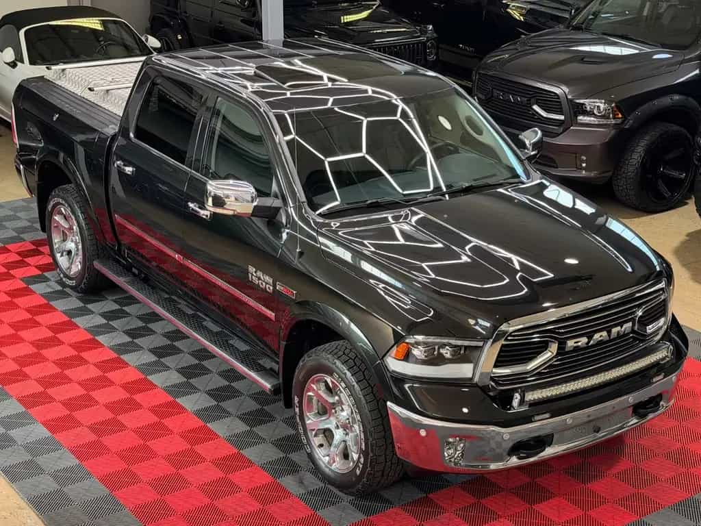 Dodge RAM 1500 3.0 EcoDiesel Laramie 4X4 RAM-BOX Luft 10/2016-photo-0