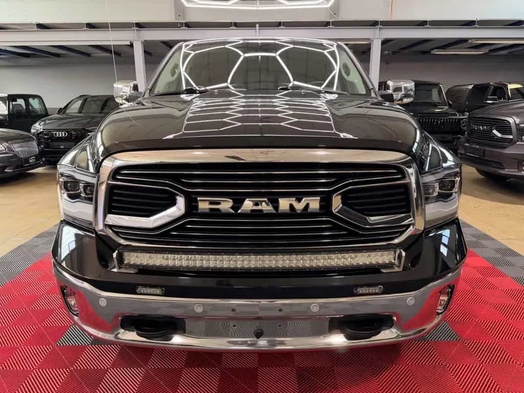 Dodge RAM 1500 3.0 EcoDiesel Laramie 4X4 RAM-BOX Luft 10/2016-photo-1
