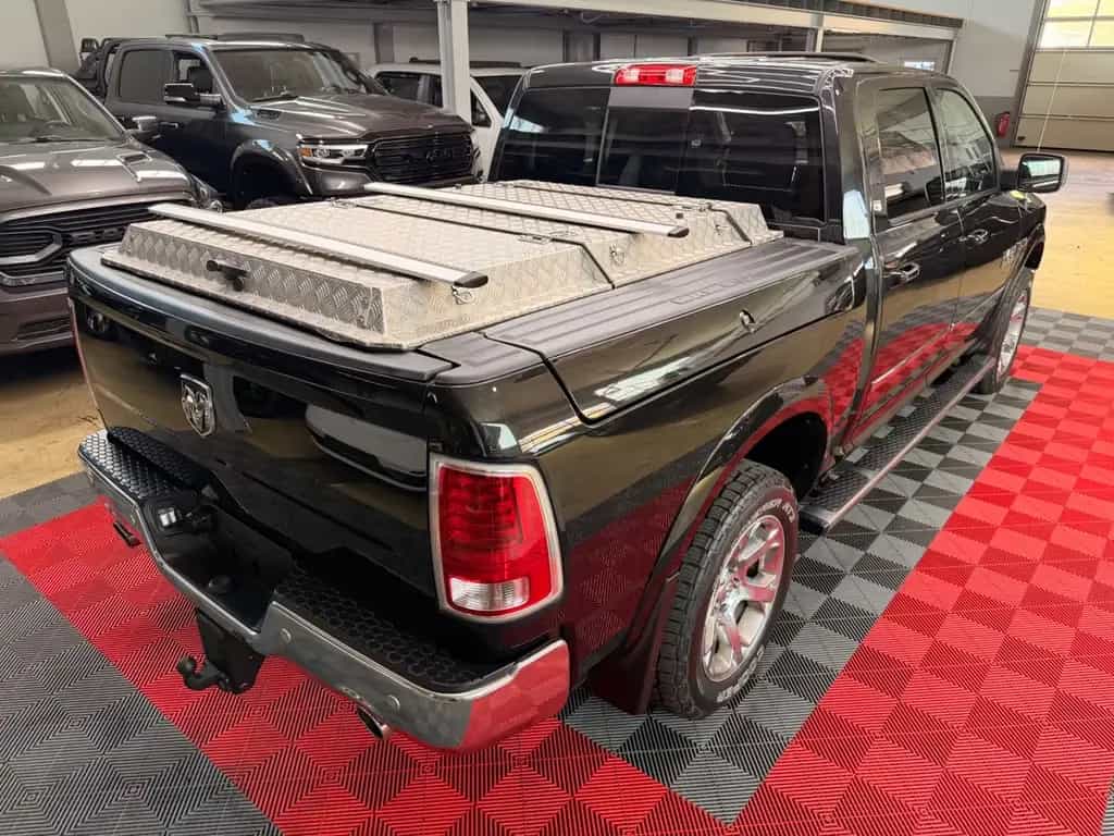 Dodge RAM 1500 3.0 EcoDiesel Laramie 4X4 RAM-BOX Luft 10/2016-photo-13