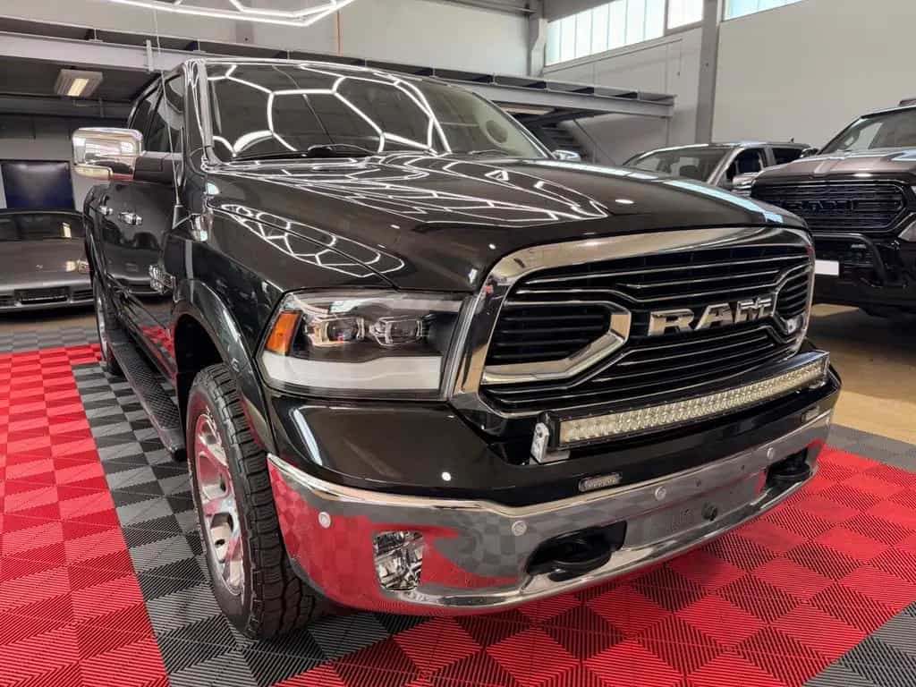 Dodge RAM 1500 3.0 EcoDiesel Laramie 4X4 RAM-BOX Luft 10/2016-photo-14