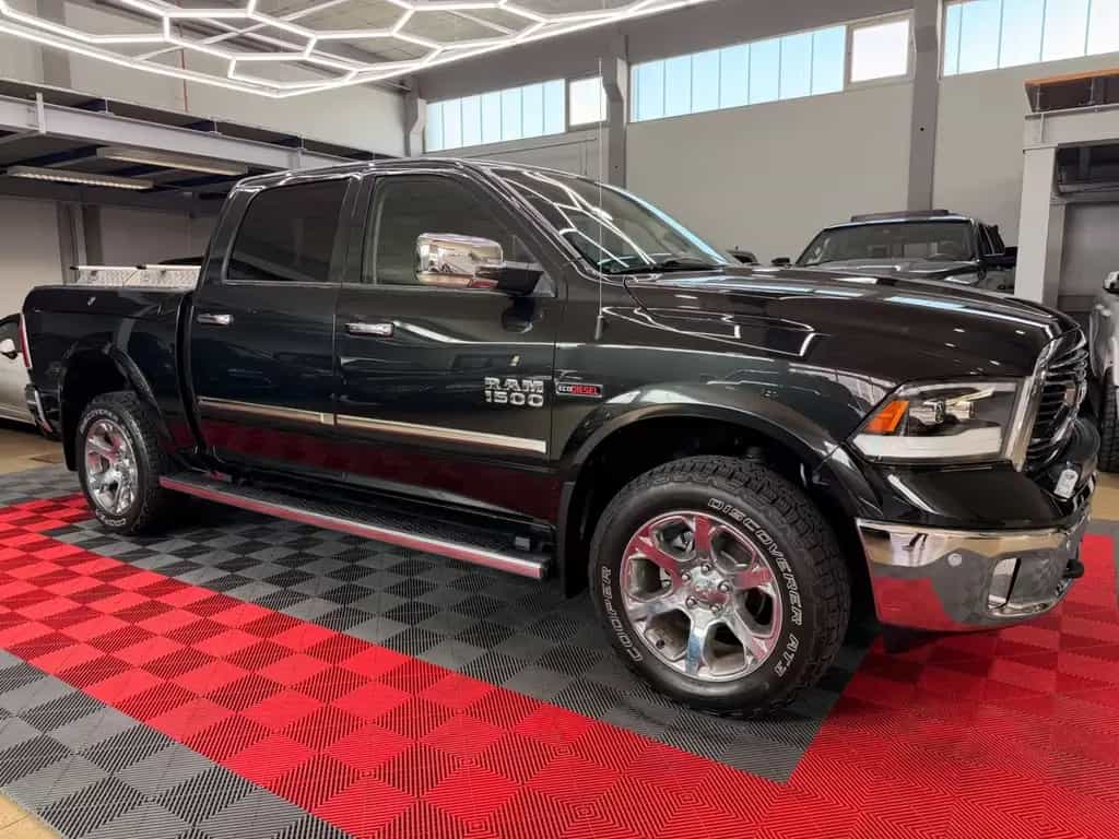Dodge RAM 1500 3.0 EcoDiesel Laramie 4X4 RAM-BOX Luft 10/2016-photo-16
