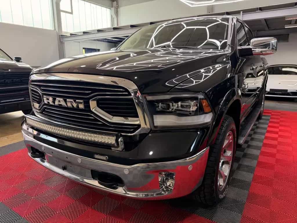 Dodge RAM 1500 3.0 EcoDiesel Laramie 4X4 RAM-BOX Luft 10/2016-photo-2
