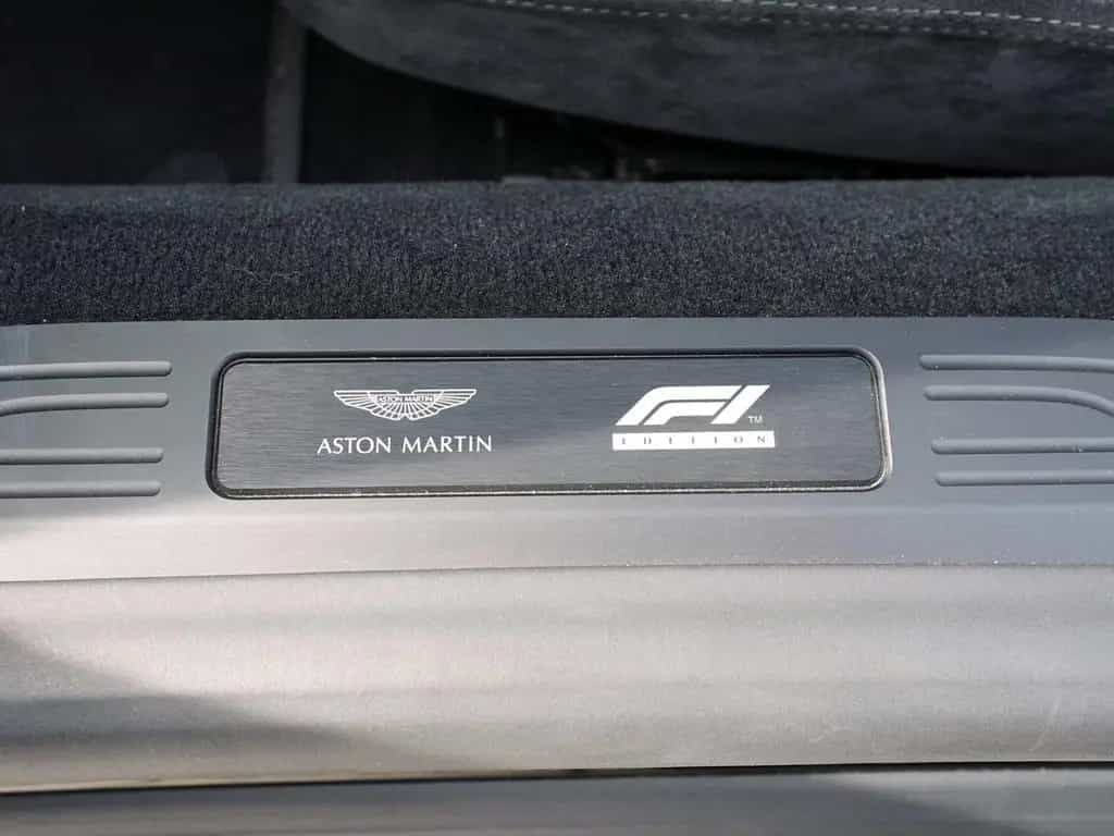 Aston Martin V8 Vantage Vantage F1 Jet Black / Phantom Grey Carbondach 12/2023-photo-25