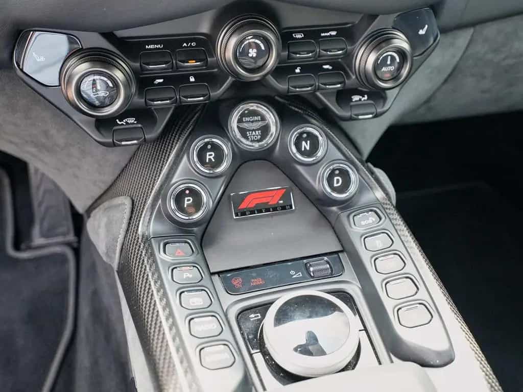 Aston Martin V8 Vantage Vantage F1 Jet Black / Phantom Grey Carbondach 12/2023-photo-30