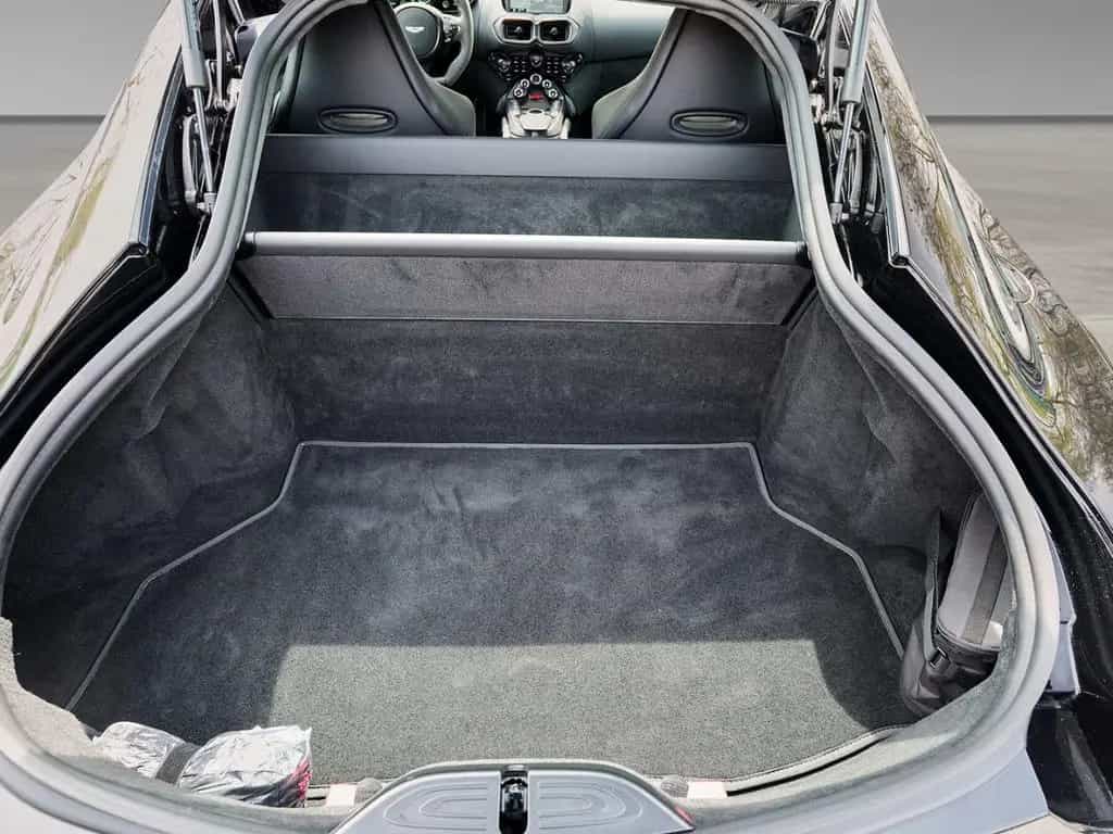 Aston Martin V8 Vantage Vantage F1 Jet Black / Phantom Grey Carbondach 12/2023-photo-31