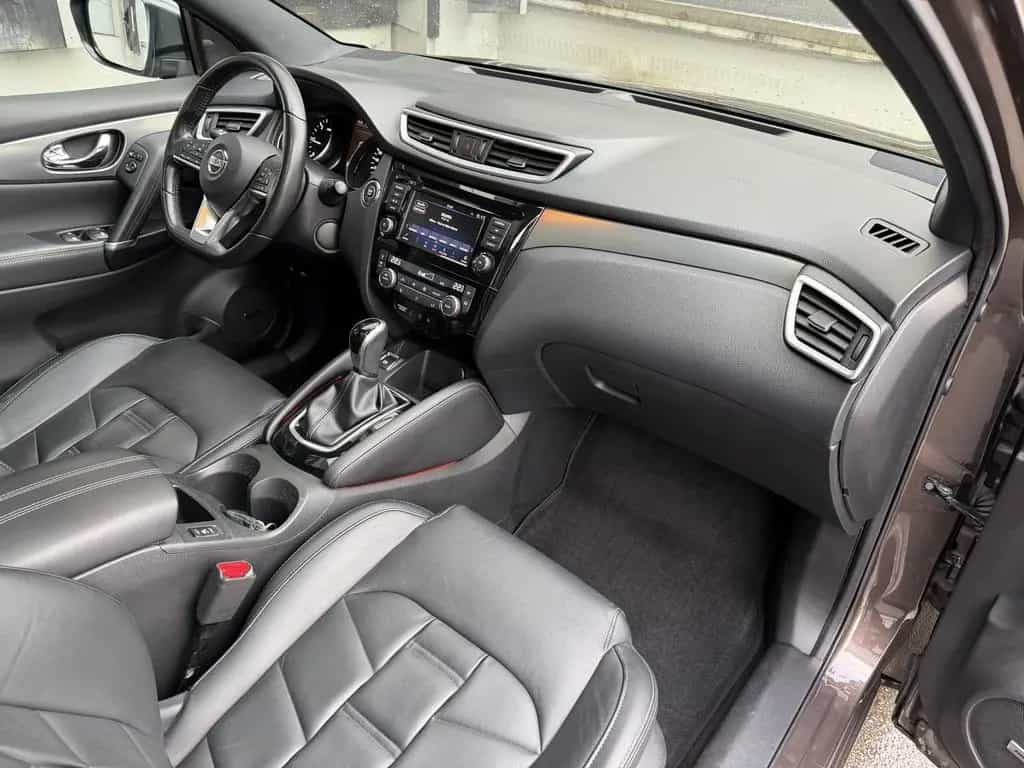 Nissan Qashqai 1.7 dCi Tekna LED Navi Pano Kamera AHK 05/2019-photo-24