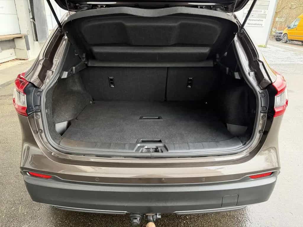 Nissan Qashqai 1.7 dCi Tekna LED Navi Pano Kamera AHK 05/2019-photo-25