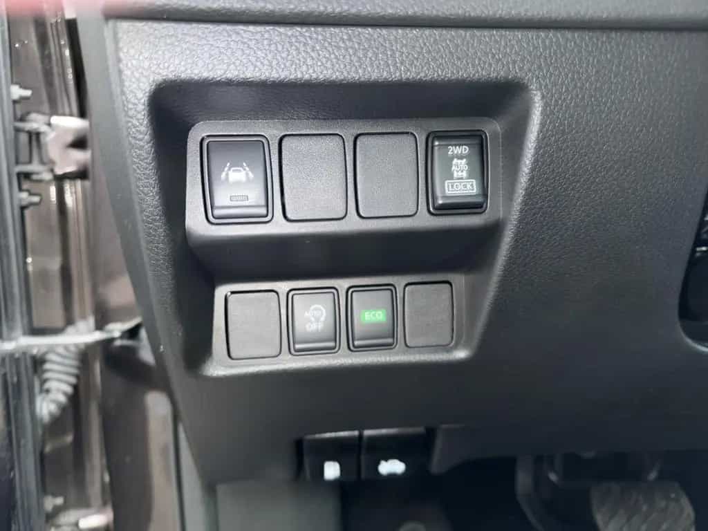 Nissan Qashqai 1.7 dCi Tekna LED Navi Pano Kamera AHK 05/2019-photo-28