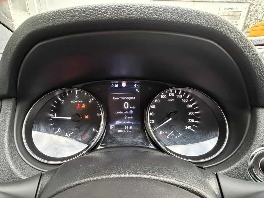 Nissan Qashqai 1.7 dCi Tekna LED Navi Pano Kamera AHK 05/2019-photo-31