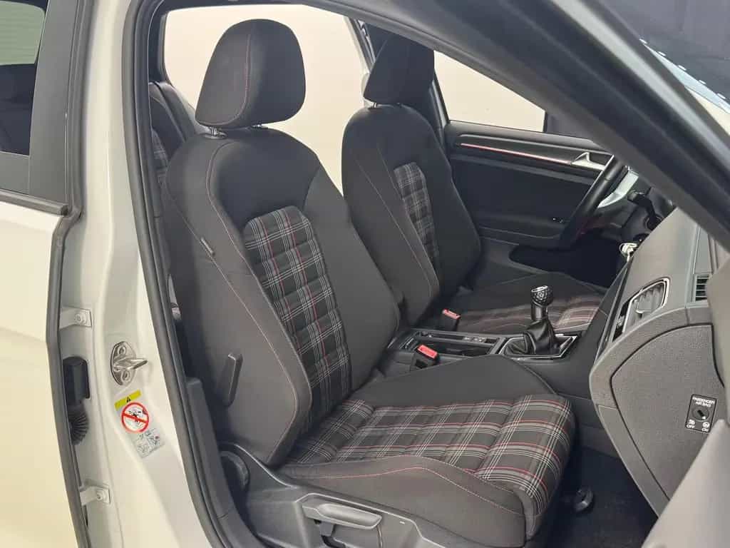 Volkswagen Golf GTI Matrix LED LFW ACC Navi Parkhilfen 08/2017-photo-11