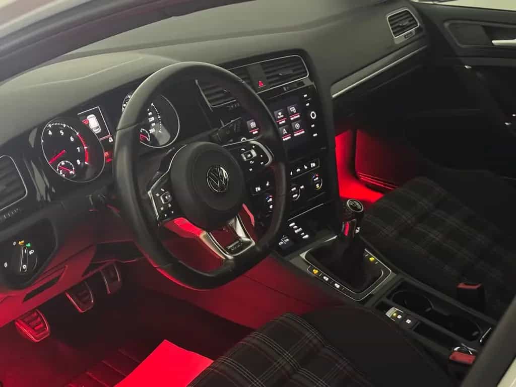 Volkswagen Golf GTI Matrix LED LFW ACC Navi Parkhilfen 08/2017-photo-12