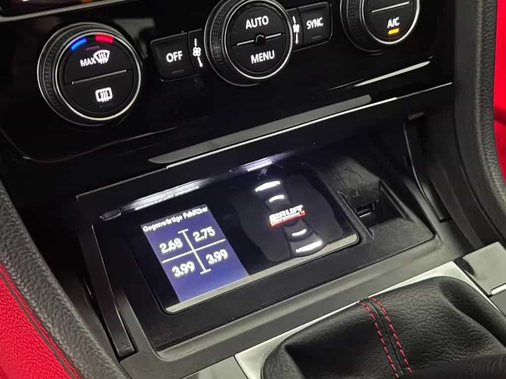 Volkswagen Golf GTI Matrix LED LFW ACC Navi Parkhilfen 08/2017-photo-28