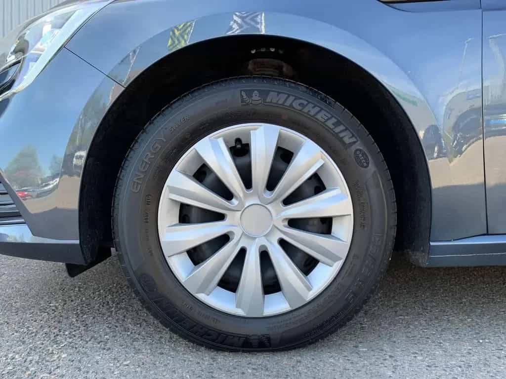 Renault Megane IV GRANDTOUR 1.2 TCE 100 LIFE KLIMA+RADIO 08/2017-photo-12