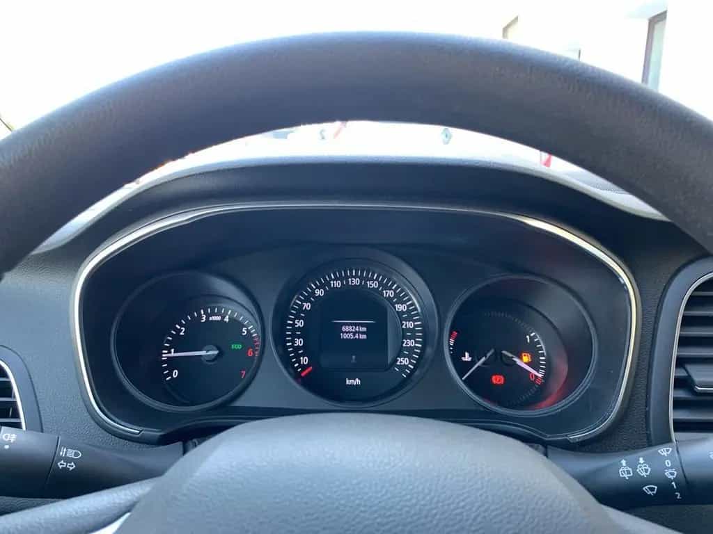 Renault Megane IV GRANDTOUR 1.2 TCE 100 LIFE KLIMA+RADIO 08/2017-photo-15