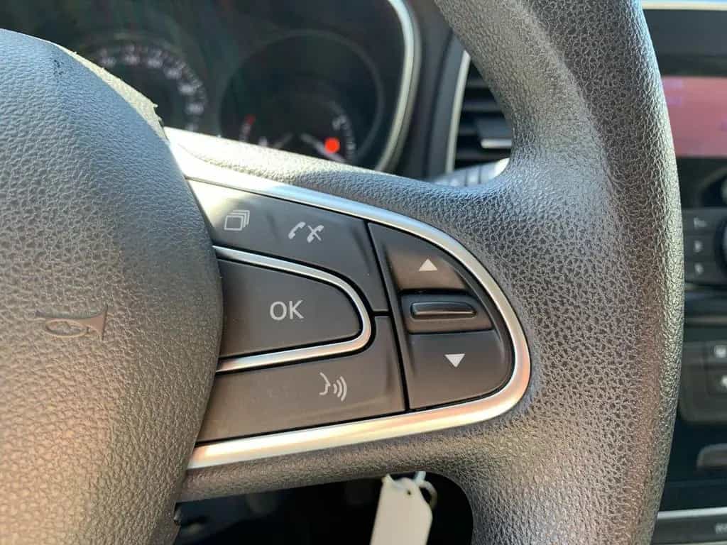 Renault Megane IV GRANDTOUR 1.2 TCE 100 LIFE KLIMA+RADIO 08/2017-photo-22