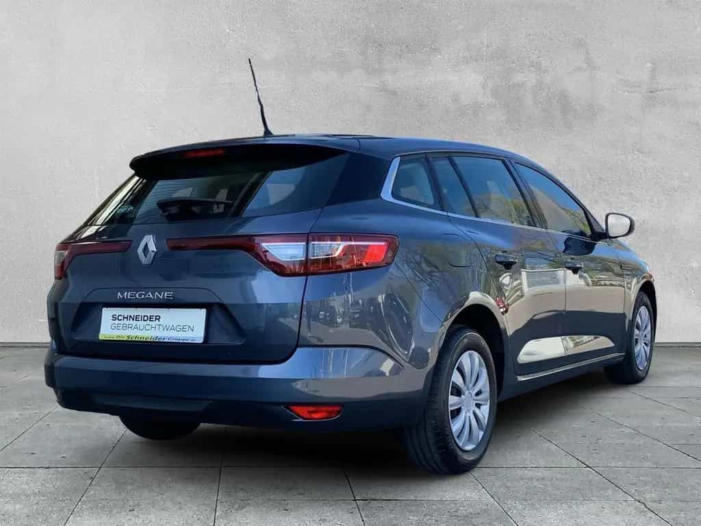 Renault Megane IV GRANDTOUR 1.2 TCE 100 LIFE KLIMA+RADIO 08/2017-photo-4