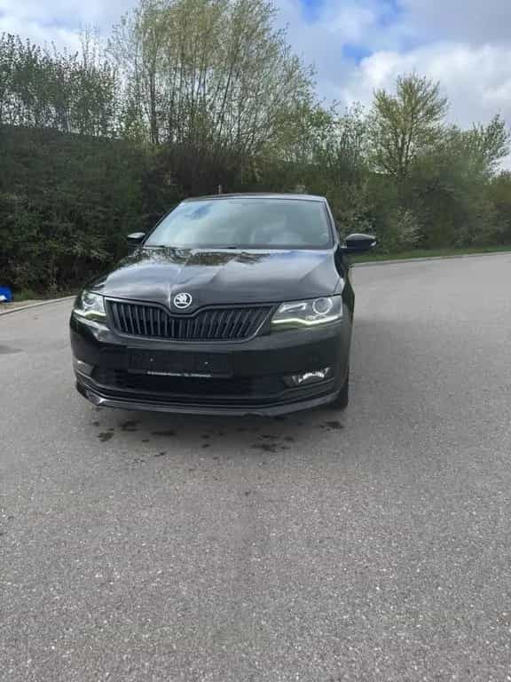Skoda Rapid Monte Carlo Automatik Navi 44500 km 03/2019-photo-1