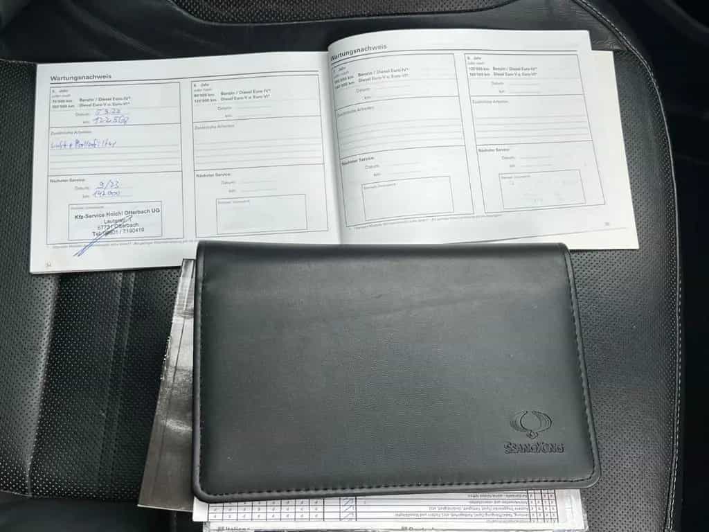 Ssangyong Tivoli 1.6e-XDi Automatik/4WD/Sitzlüftung/SHZ/ZV 05/2016-photo-21