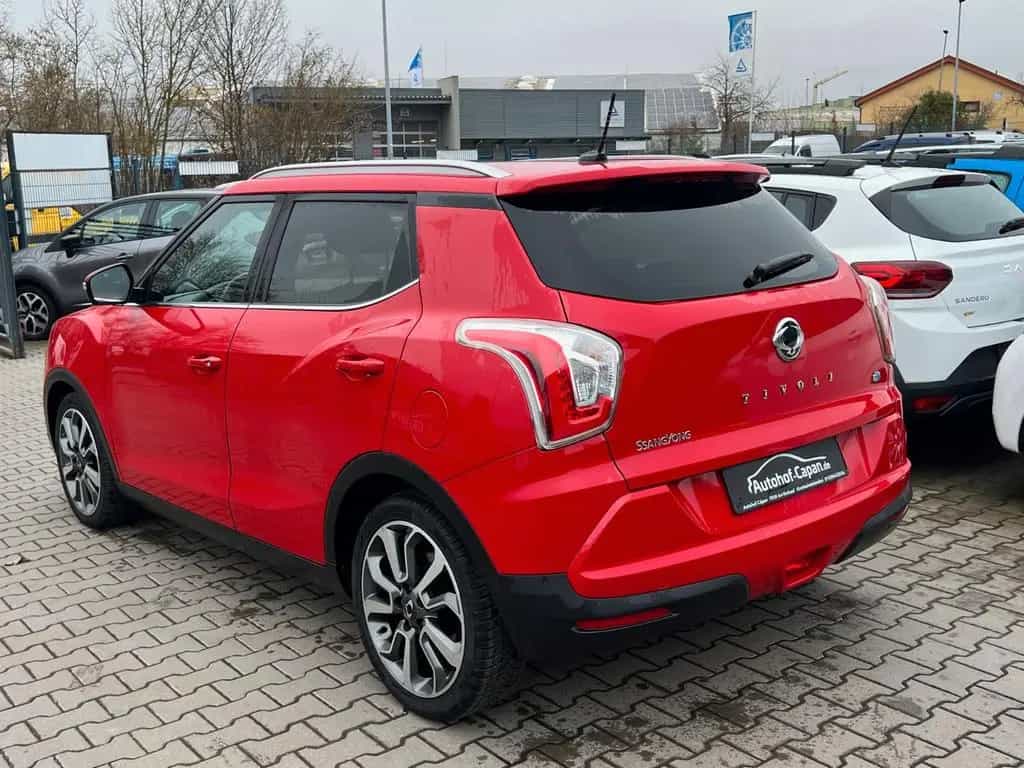 Ssangyong Tivoli 1.6e-XDi Automatik/4WD/Sitzlüftung/SHZ/ZV 05/2016-photo-5
