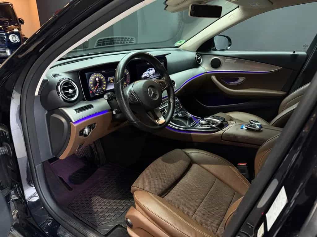 Mercedes-Benz E 250 T Avantgarde*WIDE*LEDER*HEADUP*360*AMBIENT 01/2017-photo-12