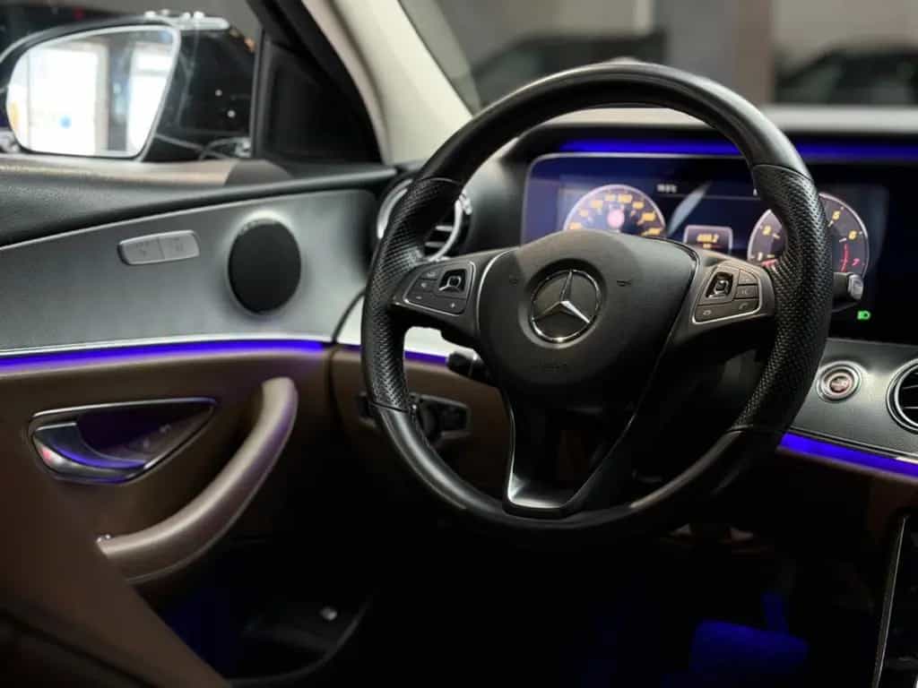 Mercedes-Benz E 250 T Avantgarde*WIDE*LEDER*HEADUP*360*AMBIENT 01/2017-photo-30