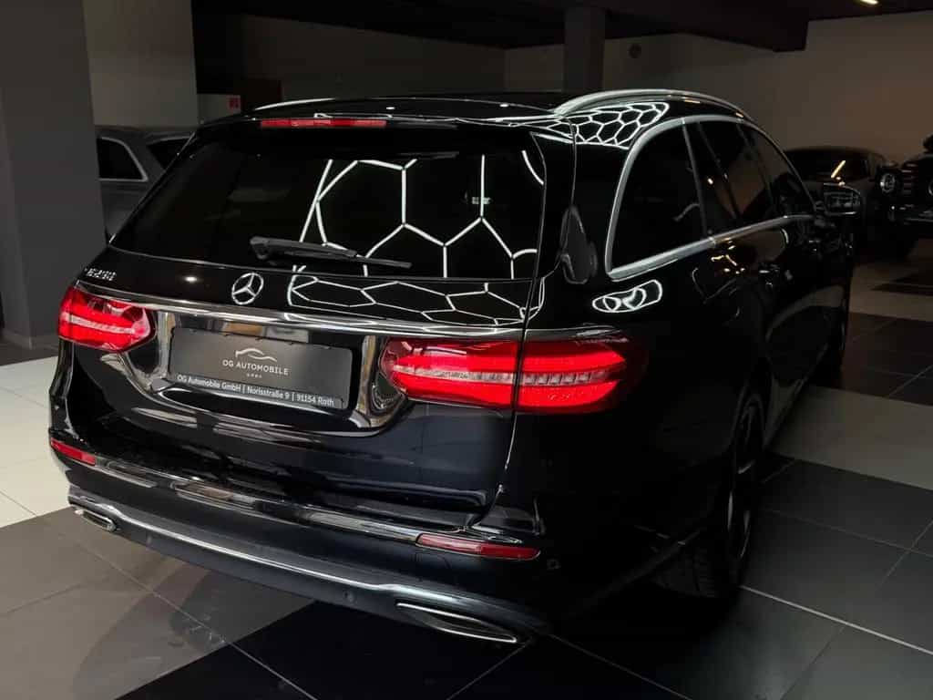 Mercedes-Benz E 250 T Avantgarde*WIDE*LEDER*HEADUP*360*AMBIENT 01/2017-photo-9