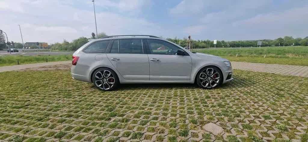Skoda Octavia RS KW V3 05/2019-photo-1