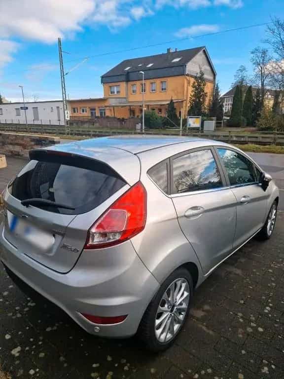 Ford Fiesta Titanium 1.0 ecoBoost 12/2015-photo-2
