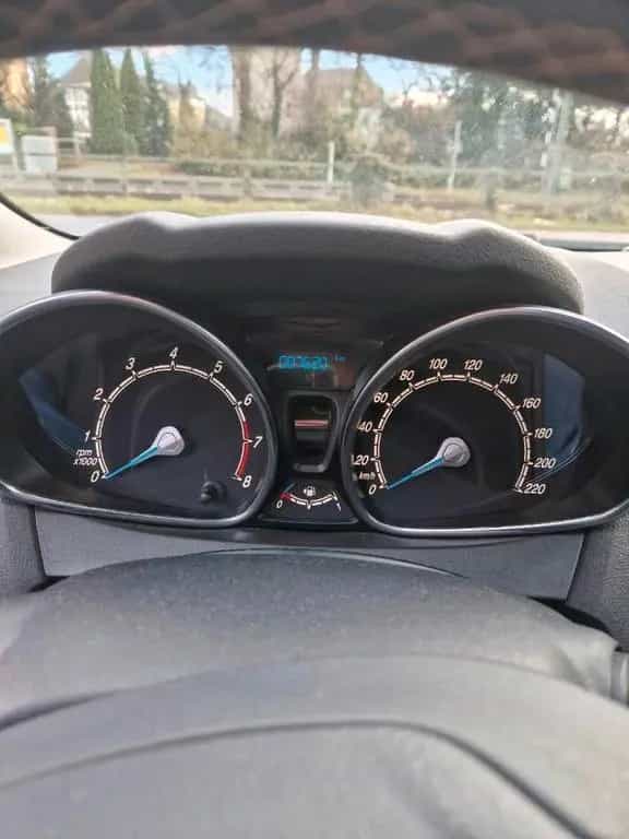 Ford Fiesta Titanium 1.0 ecoBoost 12/2015-photo-5