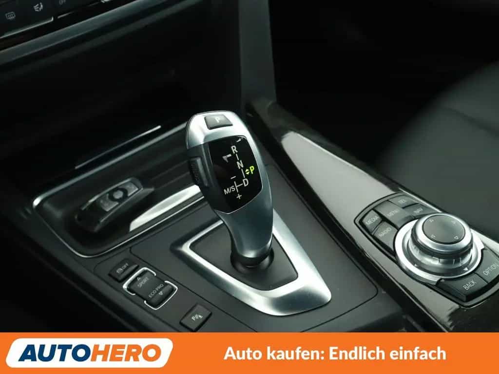 BMW 4 Series 420i 04/2015-photo-23