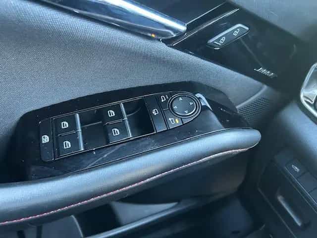 Mazda CX-30 e-SKYACTIV HYBRID HOMURA BOSE 01/2023-photo-10