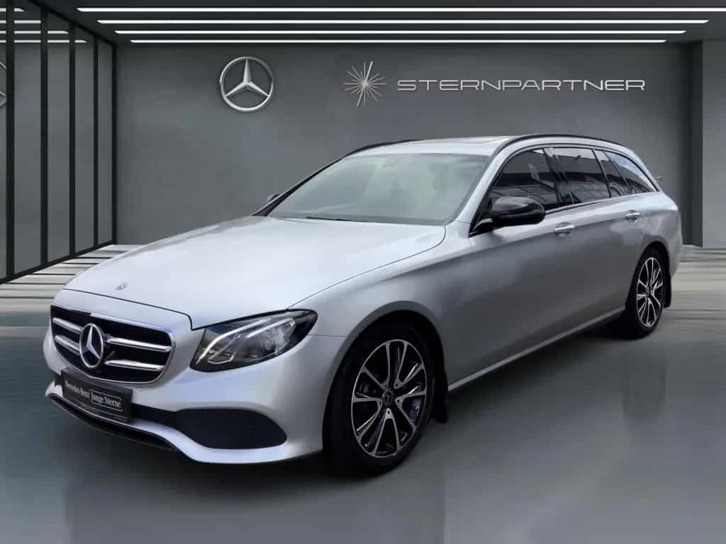 Mercedes-Benz E-Class 220 d T Avantgarde+MBUX+Night+Ambiente+WIDE 02/2020-photo-1