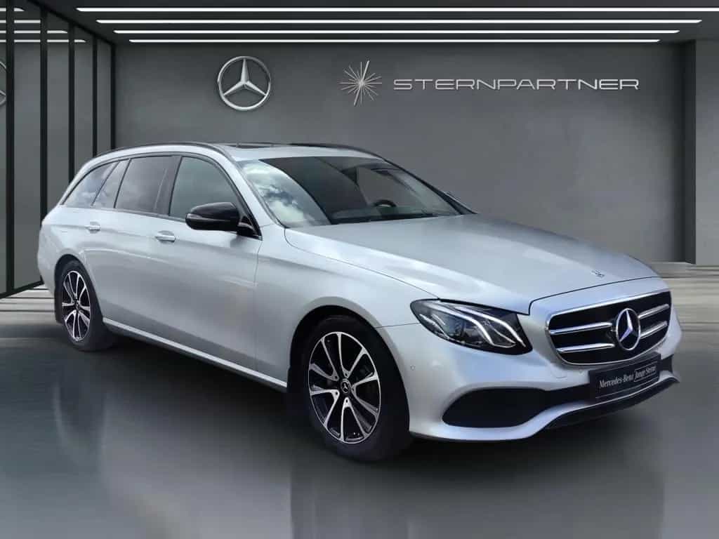 Mercedes-Benz E-Class 220 d T Avantgarde+MBUX+Night+Ambiente+WIDE 02/2020-photo-2