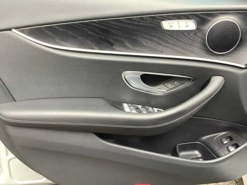 Mercedes-Benz E-Class 220 d T Avantgarde+MBUX+Night+Ambiente+WIDE 02/2020-photo-5