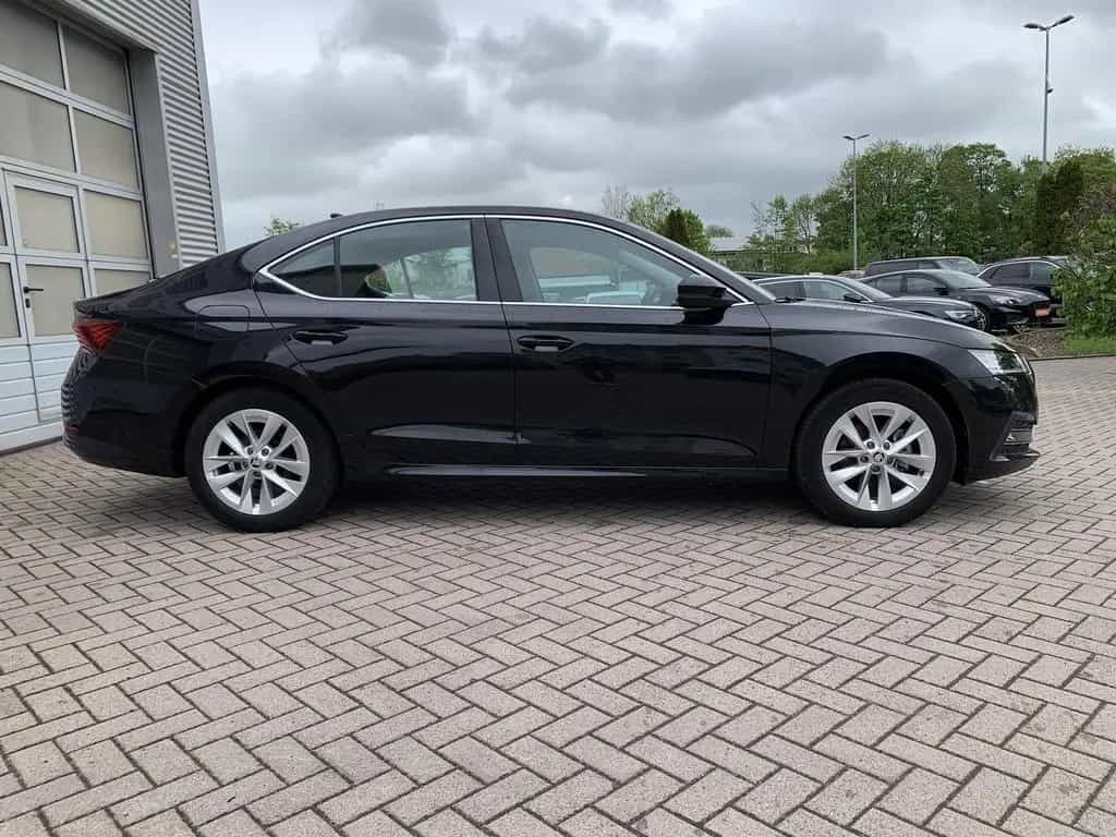 Skoda Octavia Lim. 1.5TSI Style Navi+Kamera+elekKlappe 09/2020-photo-3