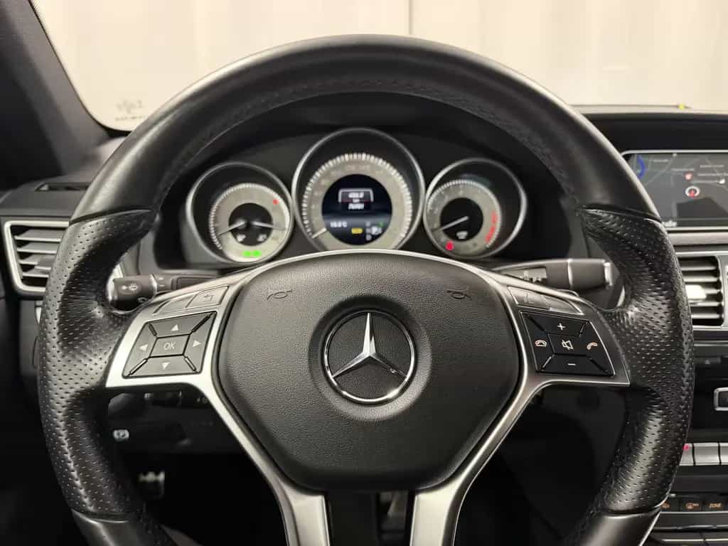 Mercedes-Benz E 200 CGI Coupe 7G-Aut. AMG-LINE Navi ILS-LED 06/2015-photo-13