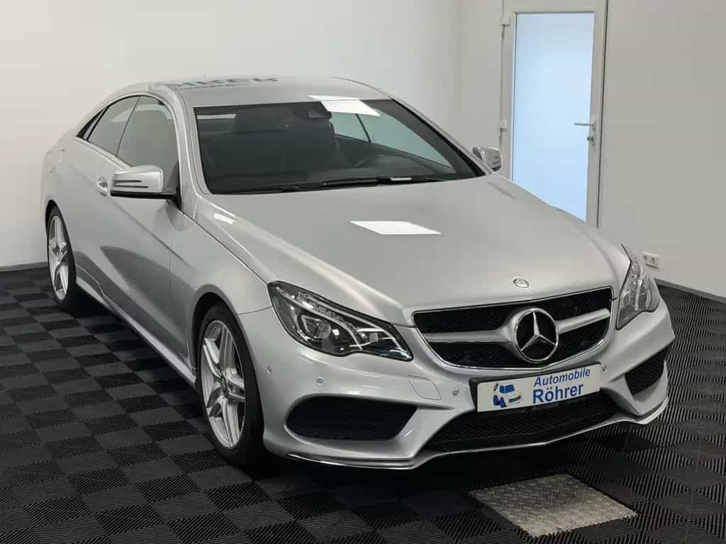 Mercedes-Benz E 200 CGI Coupe 7G-Aut. AMG-LINE Navi ILS-LED 06/2015-photo-3