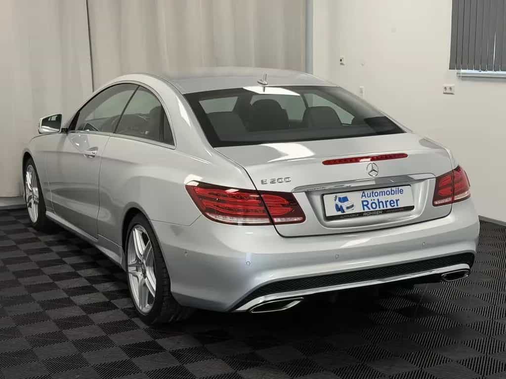 Mercedes-Benz E 200 CGI Coupe 7G-Aut. AMG-LINE Navi ILS-LED 06/2015-photo-5