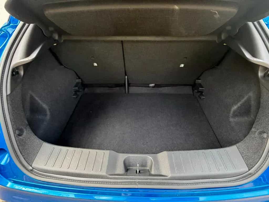 Nissan N-Connecta Technologie+Winterpaket, 8fach 03/2024-photo-10