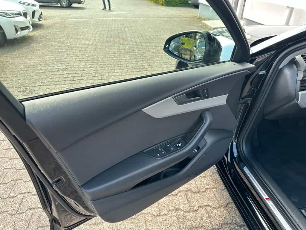 Audi A4 Av. 40TDI QUATTRO S-LINE VIRTUAL LED KAMERA 04/2021-photo-13