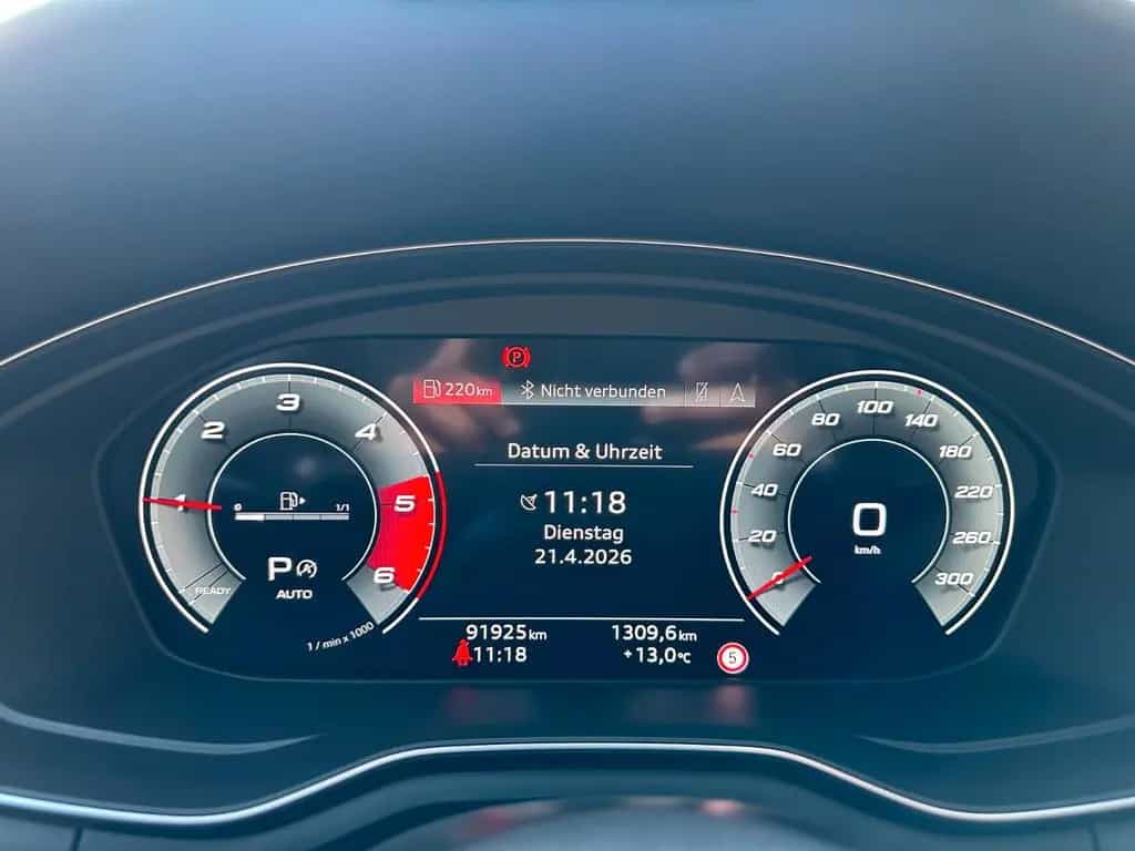 Audi A4 Av. 40TDI QUATTRO S-LINE VIRTUAL LED KAMERA 04/2021-photo-16