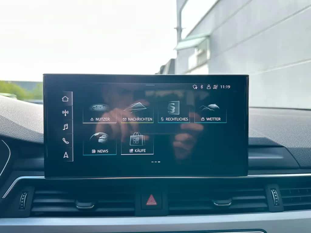 Audi A4 Av. 40TDI QUATTRO S-LINE VIRTUAL LED KAMERA 04/2021-photo-21