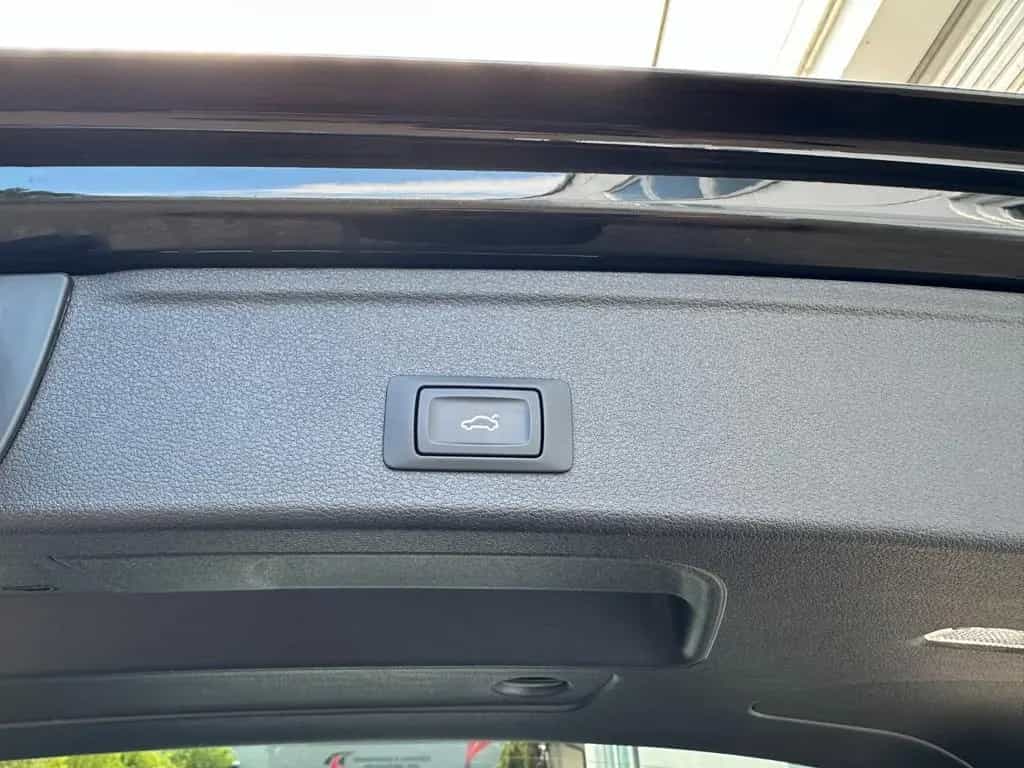Audi A4 Av. 40TDI QUATTRO S-LINE VIRTUAL LED KAMERA 04/2021-photo-27